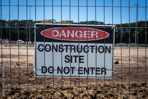 Construction warning sign