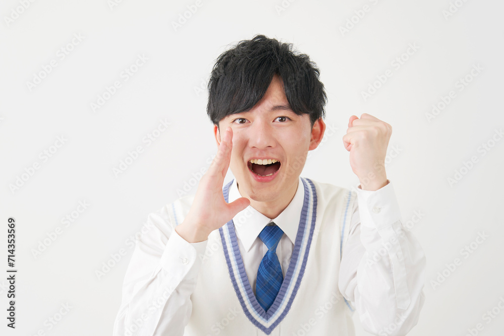 応援する男子高校生 白背景 応援する男子高校生 白背景