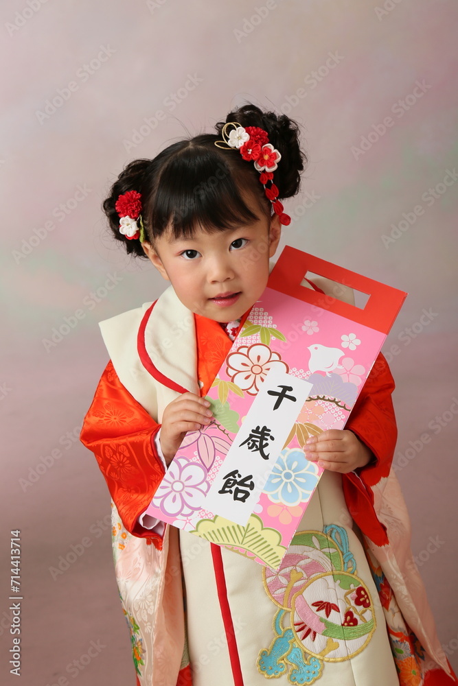 七五三　女の子　３歳　日本人