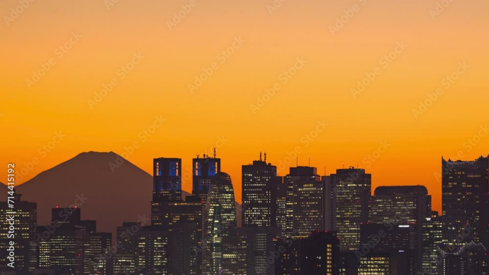 東京ビル群と富士山夕焼け 東京ビル群と富士山夕焼け