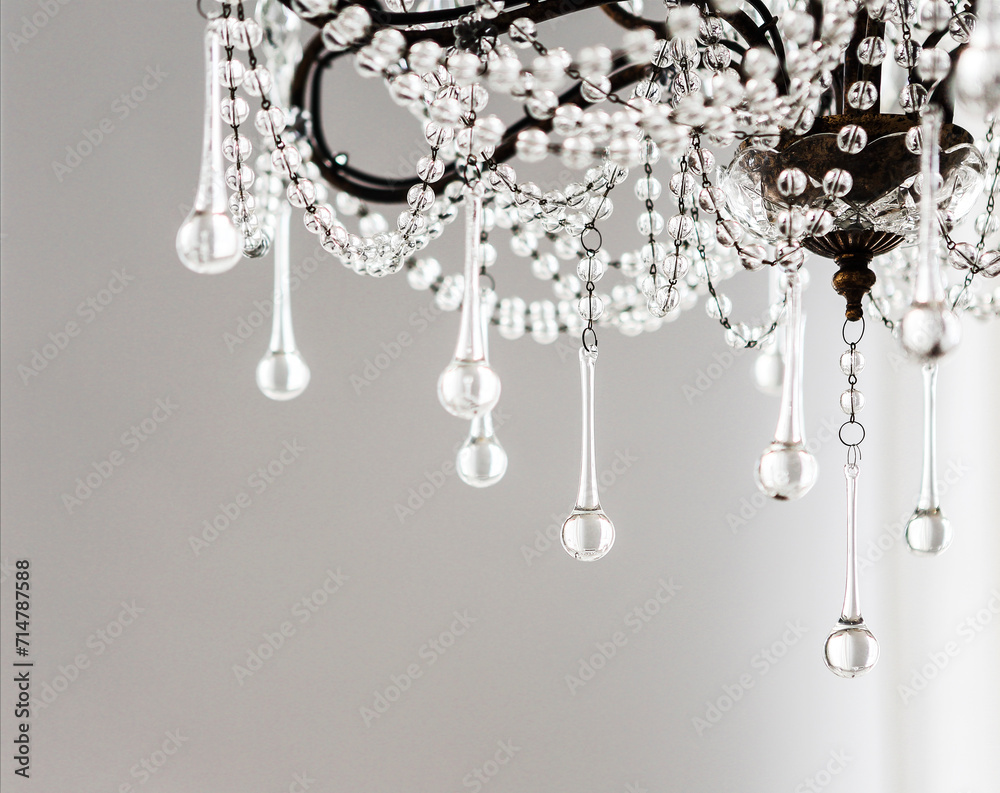 Obraz premium Contemporary crystal chandelier in room interior