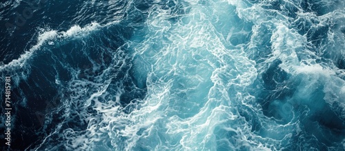 Pacific ocean waves © 2rogan