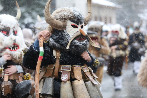 Cuadro en lienzo Festival of the Masquerade Games Surova in Breznik, Bulgaria
