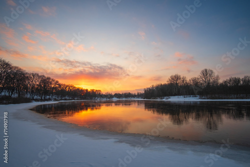 sunrise over the river © Александр Арендарь