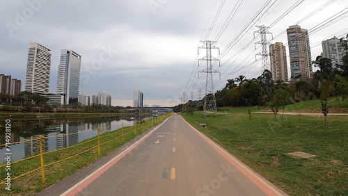 Parque Linear Bruno Covas - Novo Rio Pinheiros - Marginal Pinheiros - São Paulo photo
