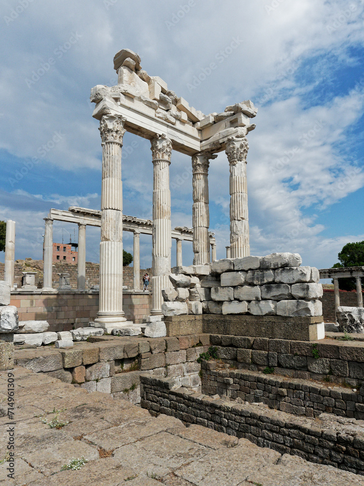 Pergamon temple ruin