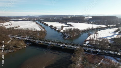 Wasservögel über der Ruhr an der Lennemündung - Hengsteysee, Hohensyburg, Dortmund