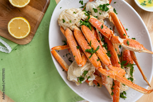 Steamed Crab Legs with Garlic Butter and Parsley Flakes