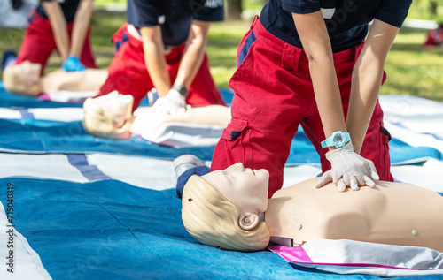 CPR and first aid course photo
