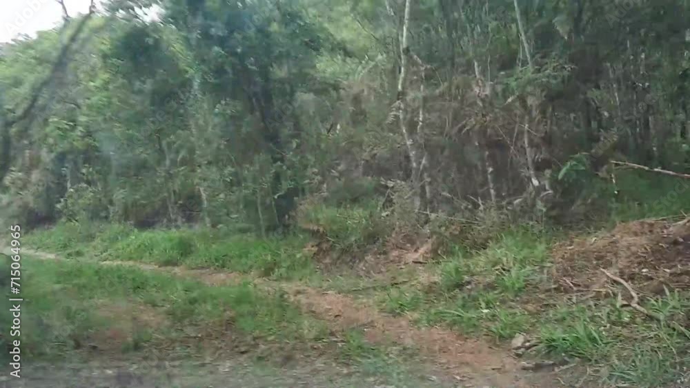 time lapse dirigindo em estrada de terra na cidade de Boa Esperança, Estado de Minas Gerais, Brasil