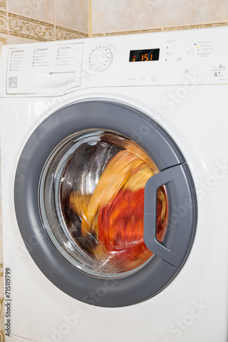 Efficient washing of various fabrics in the washing machine