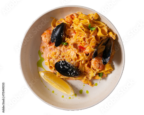 pasta with mussels photo