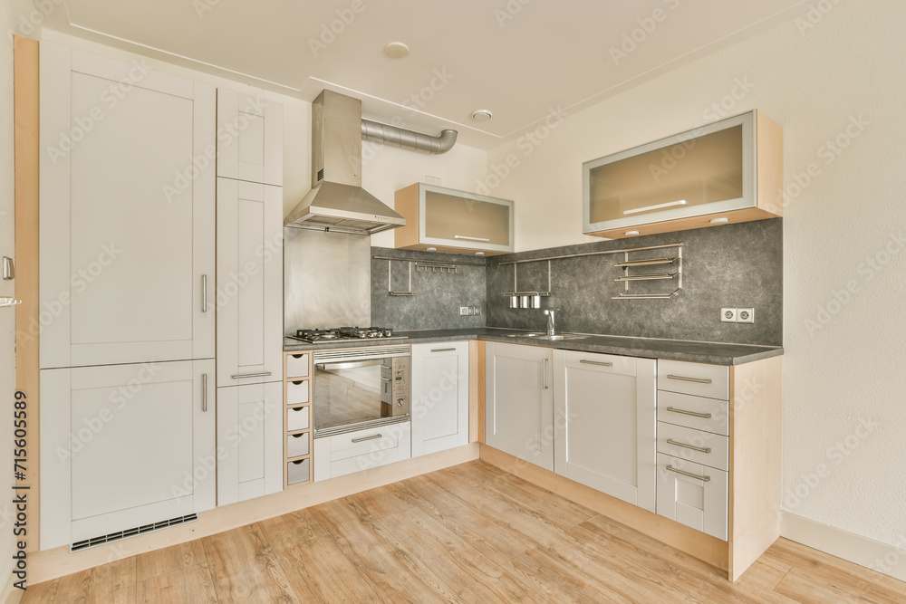 Contemporary kitchen design with sleek finishes Contemporary kitchen design with sleek finishes