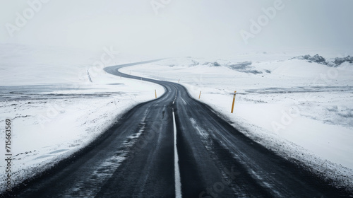 A road extending into the distance on the snowy plateau. © imlane