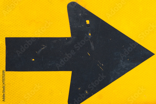 yellow arrow sign © Saravut