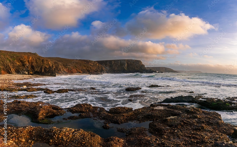 Obraz premium sunset over the sea