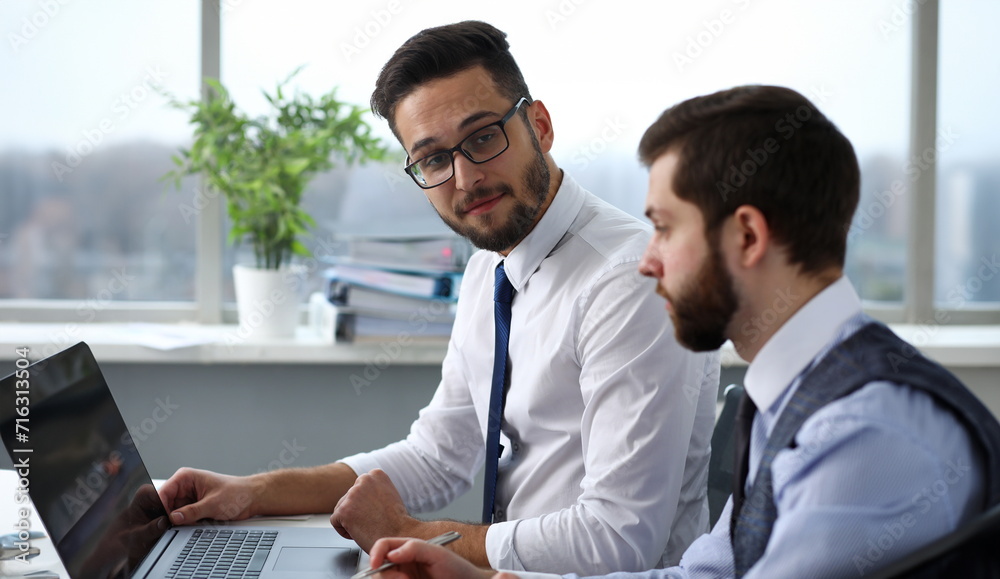 Obraz premium Group of people in office use laptop pc portrait. Funny internet video white collar colleague sharing plan at workplace busy lifestyle corporate style new worker interview web search chat concept
