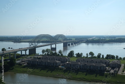 Hernando de Soto Bridge photo