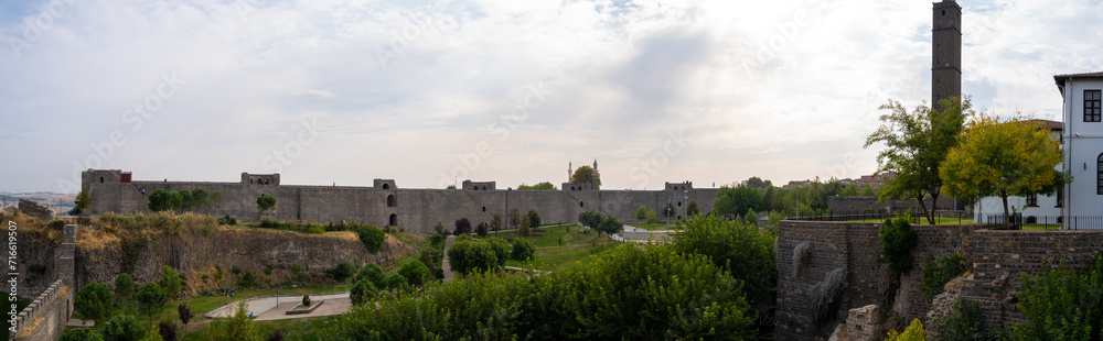 Panoramic view of the courtyard of Diyarbakir Castle.