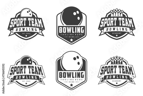 vector set of bowling badge logos  emblems set collection and design elements  monochrome style bowling logo