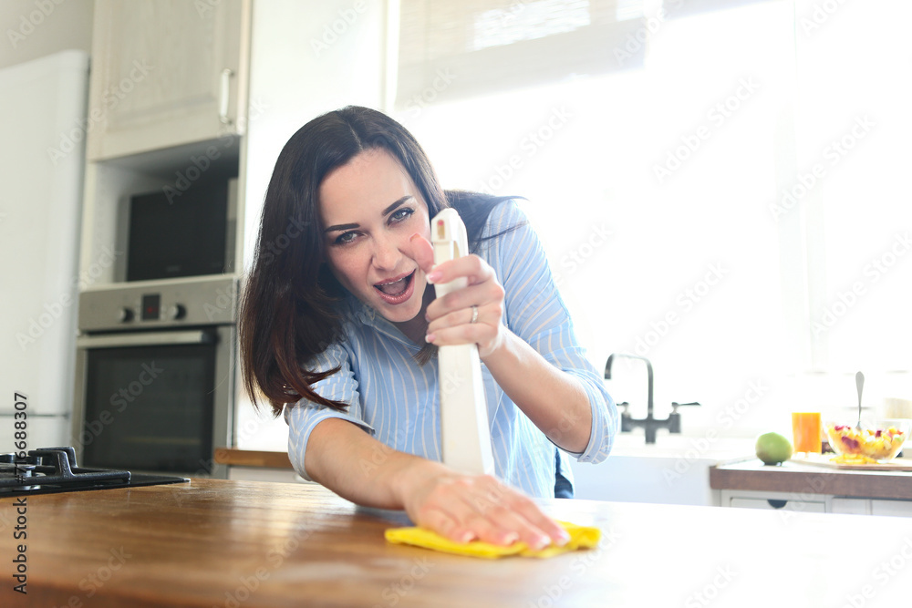 woman having breakfast