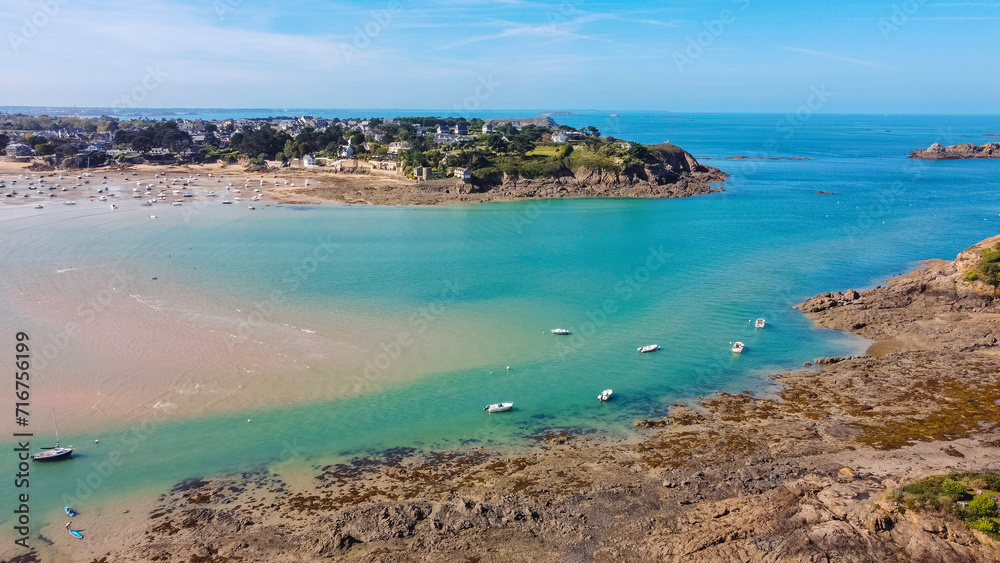 Vue aérienne de la côte bretonne, Rotheneuf, La Guimorais, Bretagne