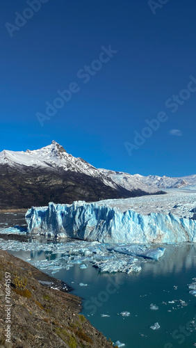 mountain and perito moreno glacier © MahatmaUriel