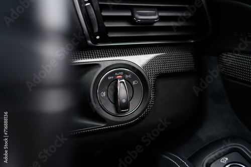 Valokuva Automotive car headlight selector switch