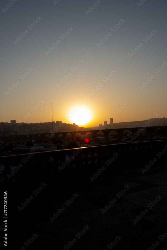 Queretaro is a very beautiful state of Mexico, where there is a viewpoint with a direct view of an aqueduct, where you can see beautiful sunrises