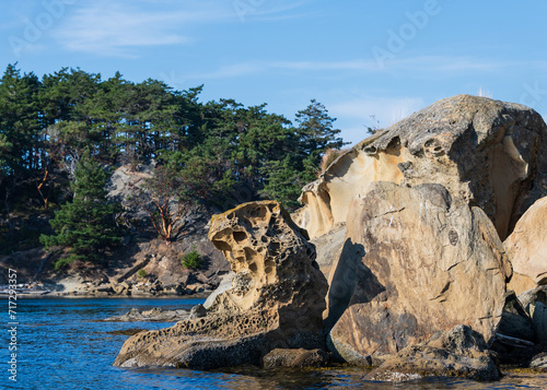 Sucia Island Marine State Park - rock formations along the shoreline