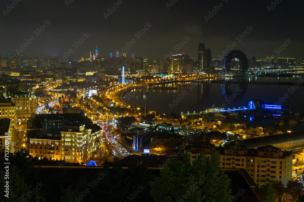 Naklejka premium Baku, Azerbaijan, January 1st, 2024: Baku Panoramic View, Upland park