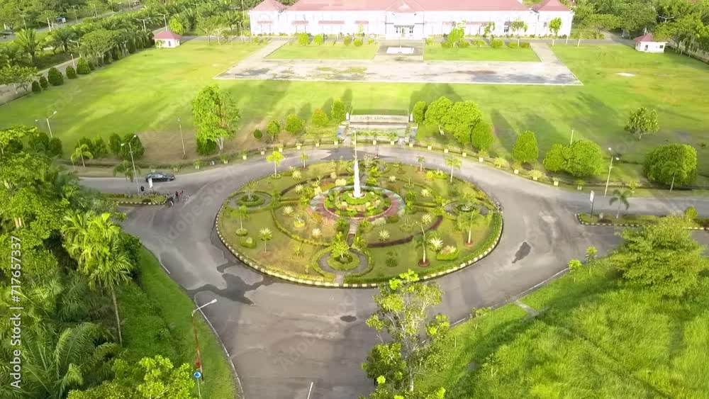 Aerial View with Lush Park Surroundings Aerial View with Lush Park Surroundings