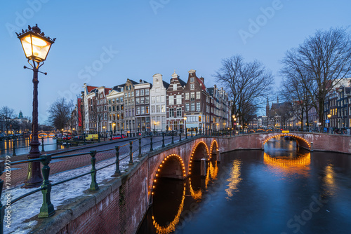 The corner of Leidsegracht & Keizersgracht canals in Amsterdam the Netherlands Fototapeta