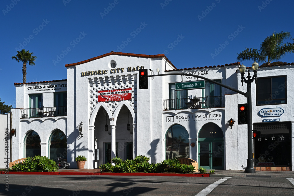 san-clemente-california-1-jan-2024-historic-city-hall-in-spanish