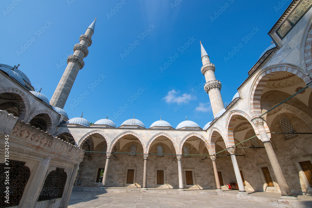 Fototapeta premium Suleymaniye Camii Mosque is an Ottoman Imperial Mosque in Fatih district in historic Istanbul, Turkey. Historic Areas of Istanbul is a UNESCO World Heritage Site since 1985.