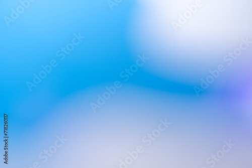 mancha de desenfoque en tonos azules y blanco en degradado 