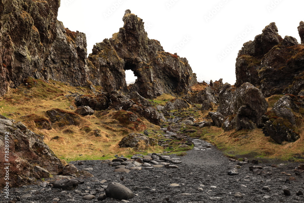 The Snæfellsjökull National Park, in Icelandic Þjóĭgarĭur Snæfellsjökull, is a national park of Iceland located in the municipality of Snæfellsbær The Snæfellsjökull National Park, in Icelandic Þjóĭgarĭur Snæfellsjökull, is a national park of Iceland located in the municipality of Snæfellsbær
