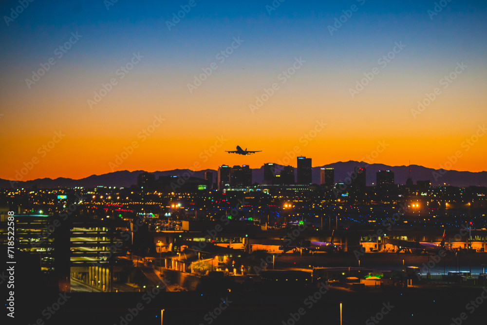 Obraz premium Leaving Phoenix in a Plane