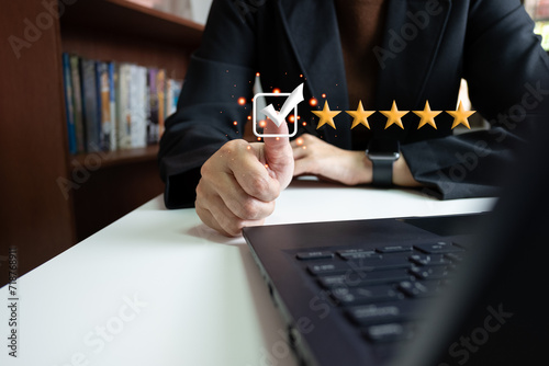 Customer satisfaction assessment rating 5 stars online, User has received excellent service, Review the highest rated service, the best attention, impressed very good service, feedback from guest
