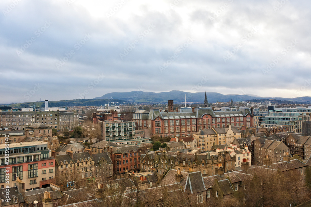 Panoramic view of Edinburgh cityscape from Edinburgh Castle
