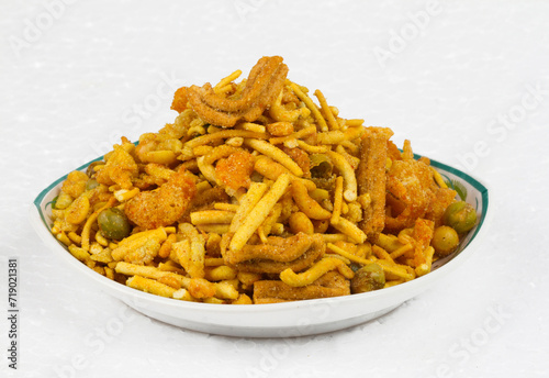 Khatta Mitha Namkeen