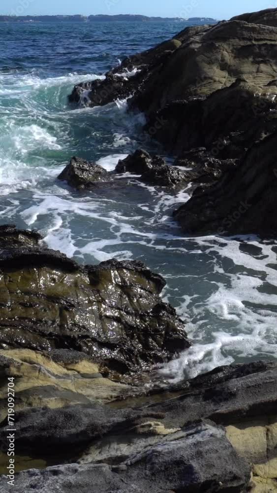 Waves Crashing on the Rocky Shore Waves Crashing on the Rocky Shore