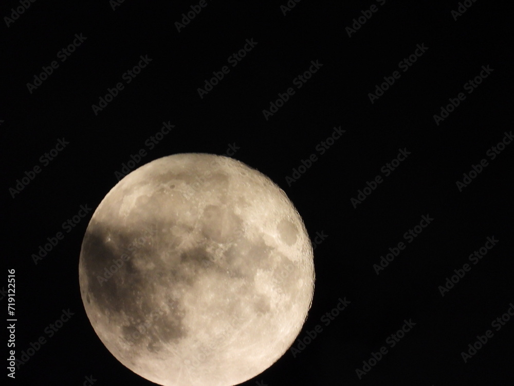 Fototapeta premium A photo of the Moon's surface taken from Earth with a professional camera