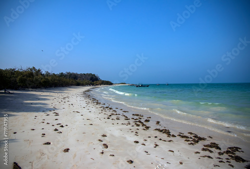 moucha beach photo