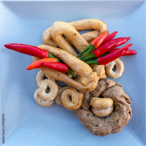 Taralli con peperoncini