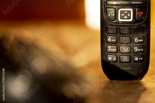 Canvas-taulu concept of dumb phone