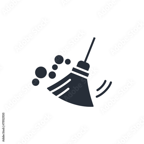 cleaning icon. vector.Editable stroke.linear style sign for use web design,logo.Symbol illustration.
