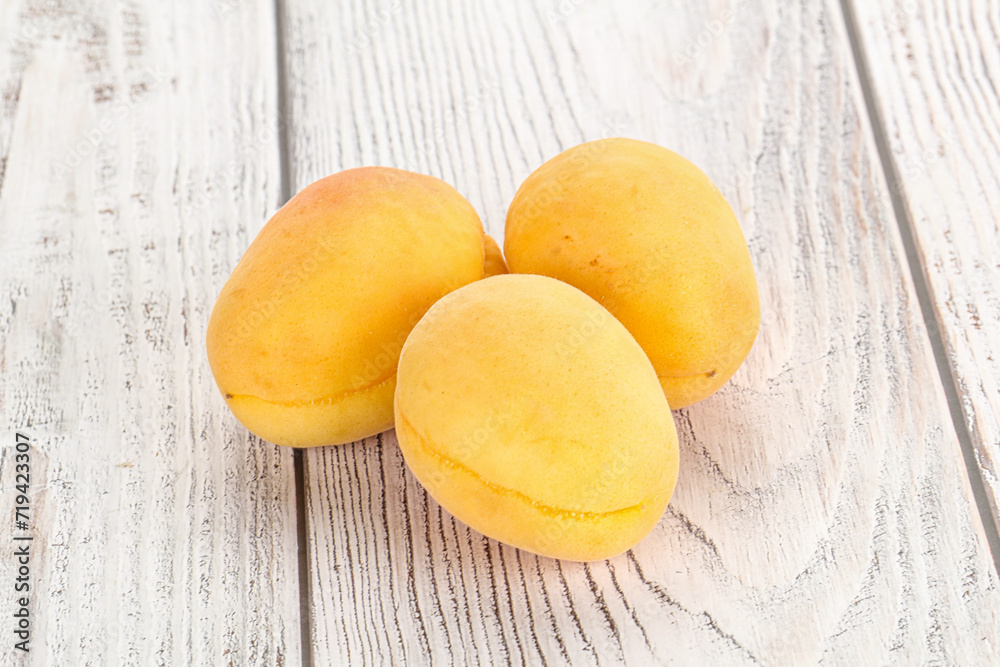 Ripe sweet juicy apricot heap Ripe sweet juicy apricot heap