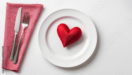 Valentine’s Day Special: Plate with Napkin and Red Heart © Eliane