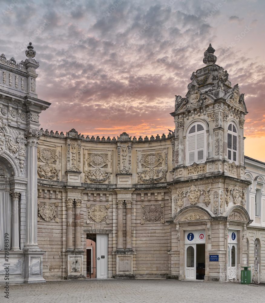 Side tower at the grand entrance to the 19th century Ottoman Dolmabahce Palace in Istanbul, Turkey. The entrance is decorated with intricate carvings